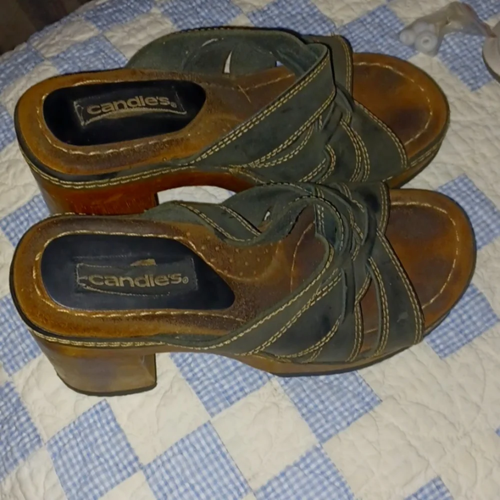 Heels - Picture 1 of 1